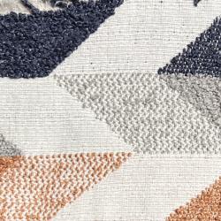 437